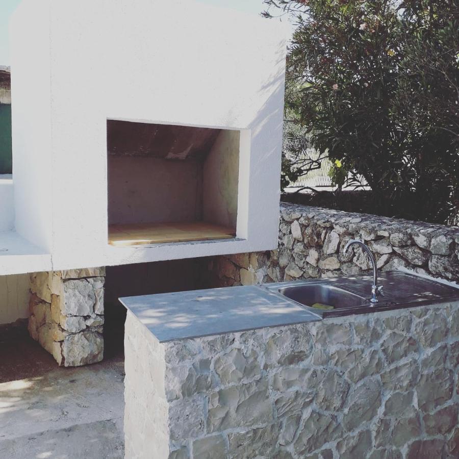 Villa Dalmatian Child With Swimming Pool, Close To The Beach Vinišće Εξωτερικό φωτογραφία