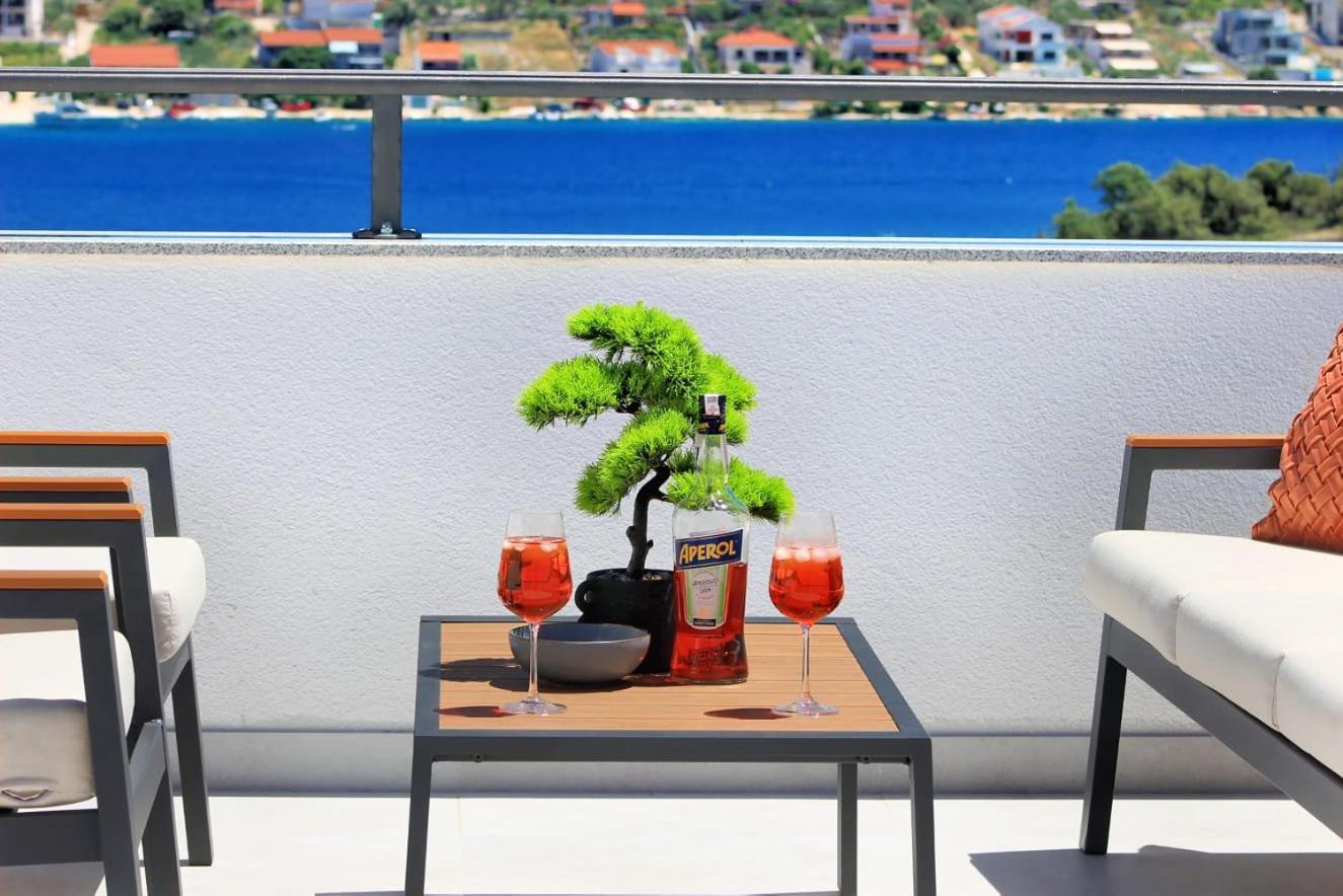 Villa Dalmatian Child With Swimming Pool, Close To The Beach Vinišće Εξωτερικό φωτογραφία